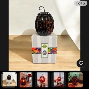 Scentsy Tiger Eye Pumpkin Warmer - Retired- New never removed from the box.